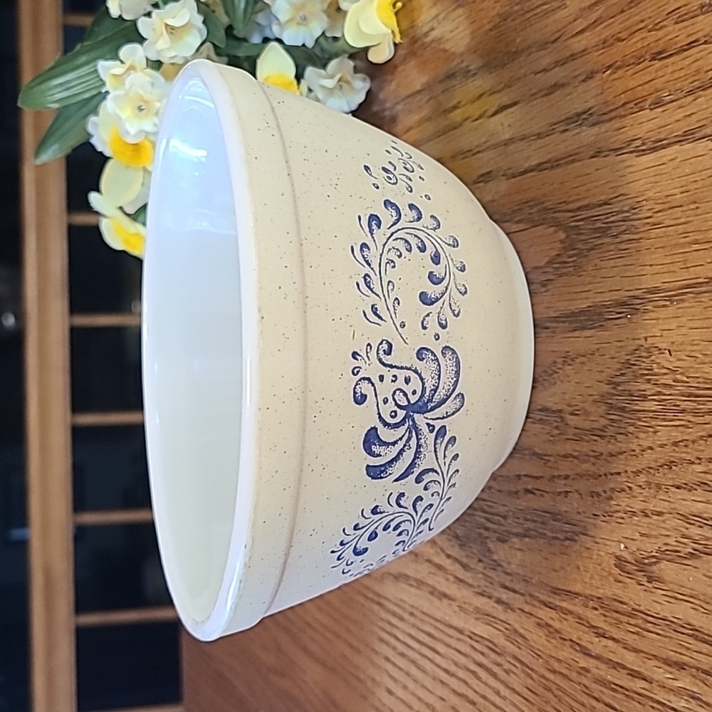 Pyrex Homestead 750ml Mixing Bowl